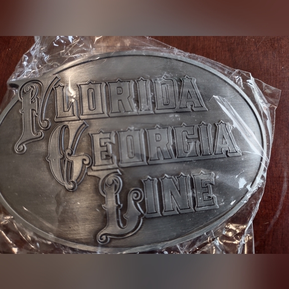 Florida Georgia Line Signed Poster and Belt Buckle - Picture 7 of 9